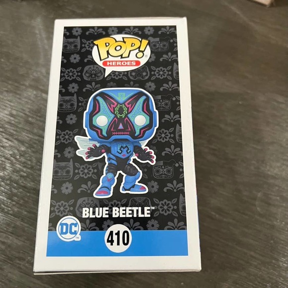 FUNKO POP! Dia de Los Blue Beetle • DC SUPER HEROES • BLUE BEETLE #410 - Picture 5 of 7